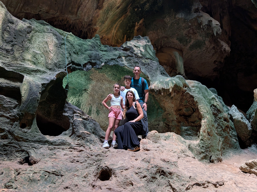 Hato Caves-威廉斯塔德必去景点