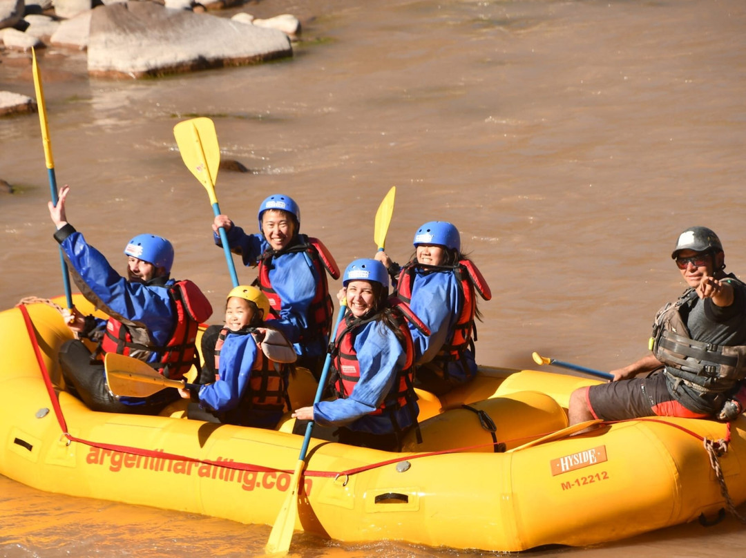 Argentina Rafting Expeditions-门多萨必去景点