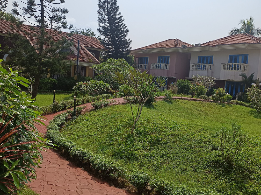 Coconut Grove Beach Resort主图