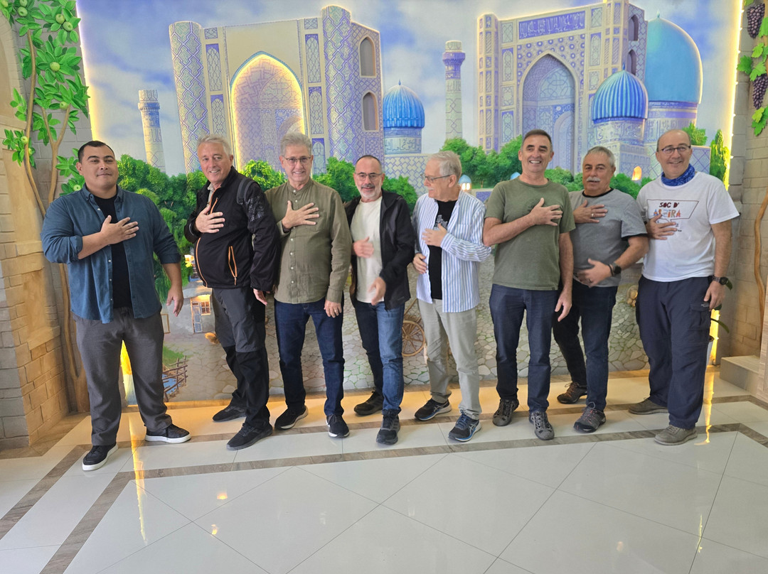 Nodir Devon Begi Madrasasi-布哈拉必去景点