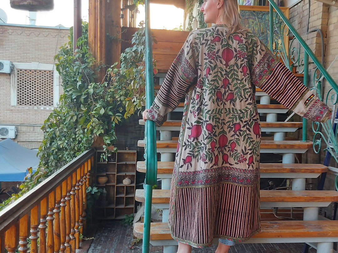 Art Gallery Happy Bird-撒马尔罕必去景点