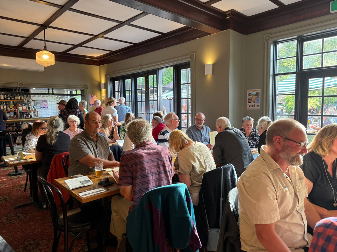 Alpine Hotel Warburton主图