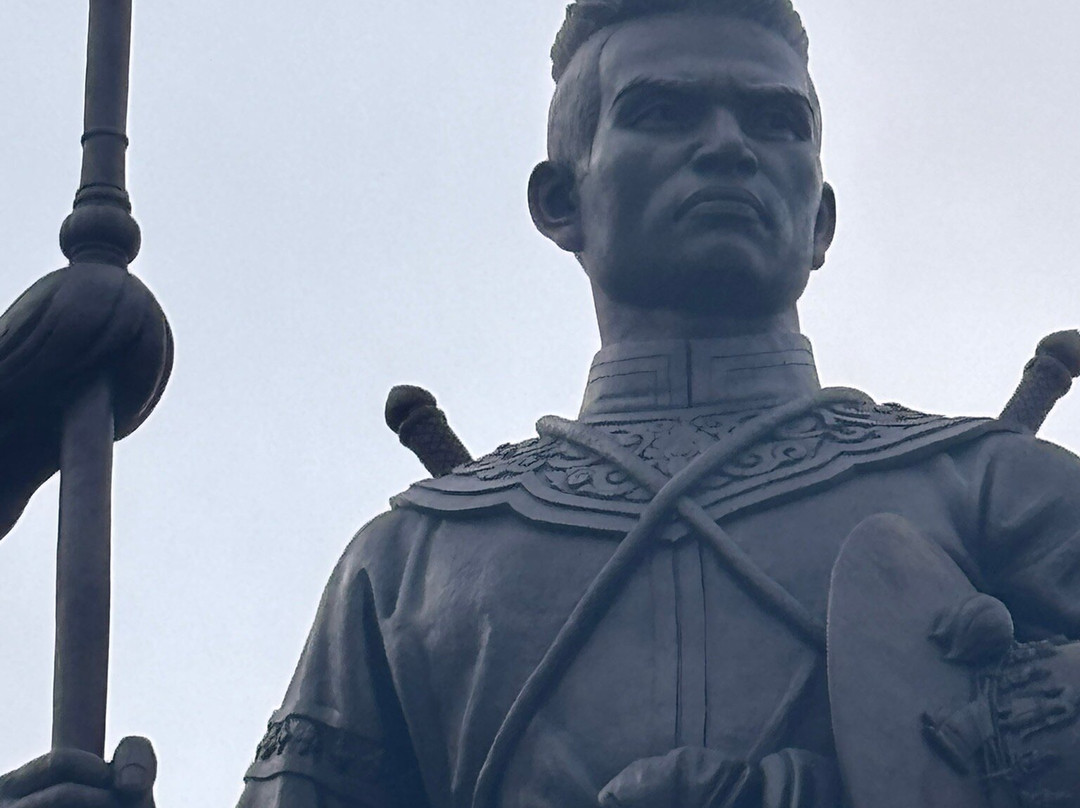 7 Kings of Siam Statues-Nong Kae必去景点