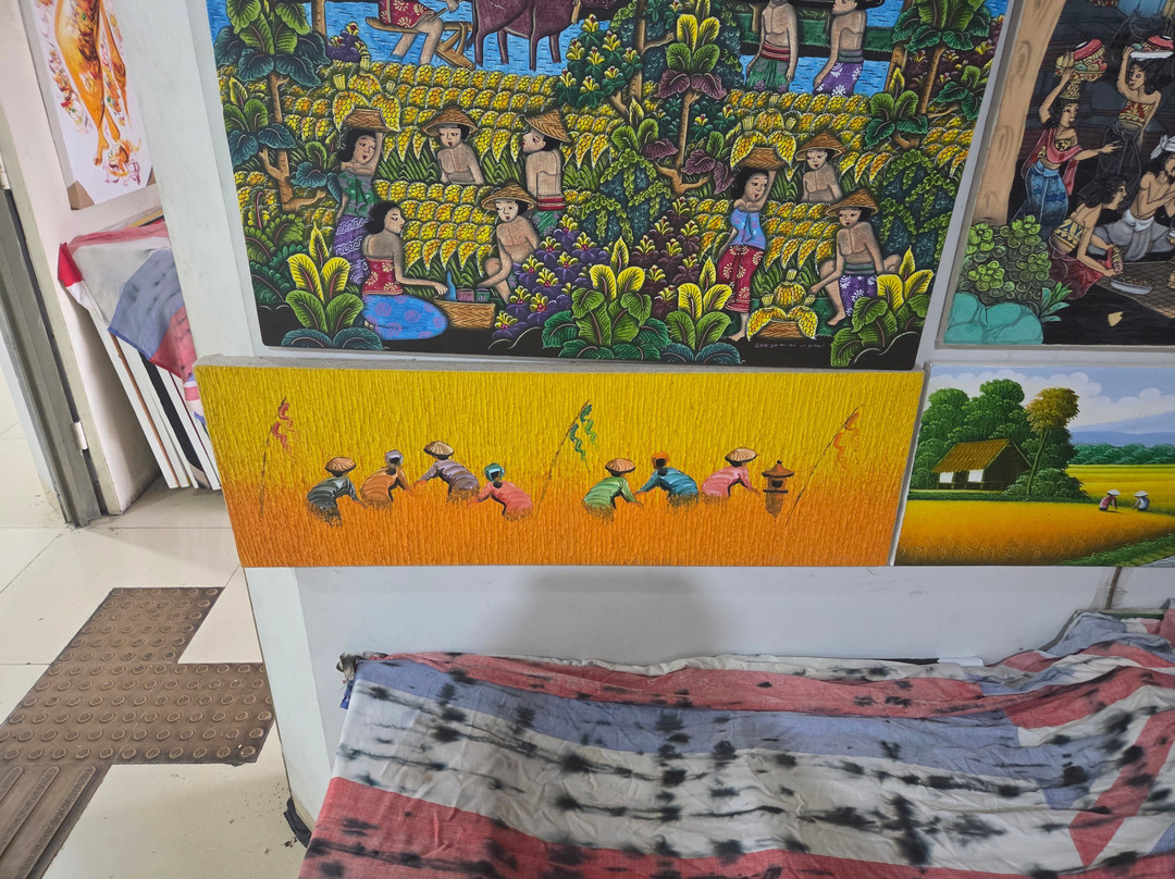 苏卡瓦提艺术市场-吉安雅必去景点