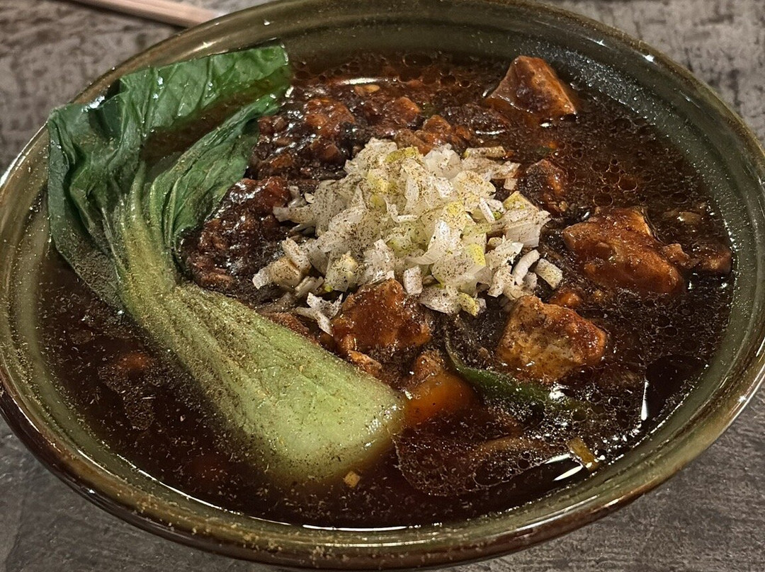 すするか、すすらんか。心斎橋店