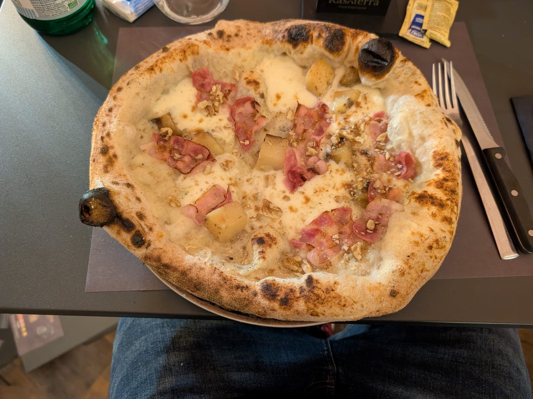 Rasoterra - Pizza Experience