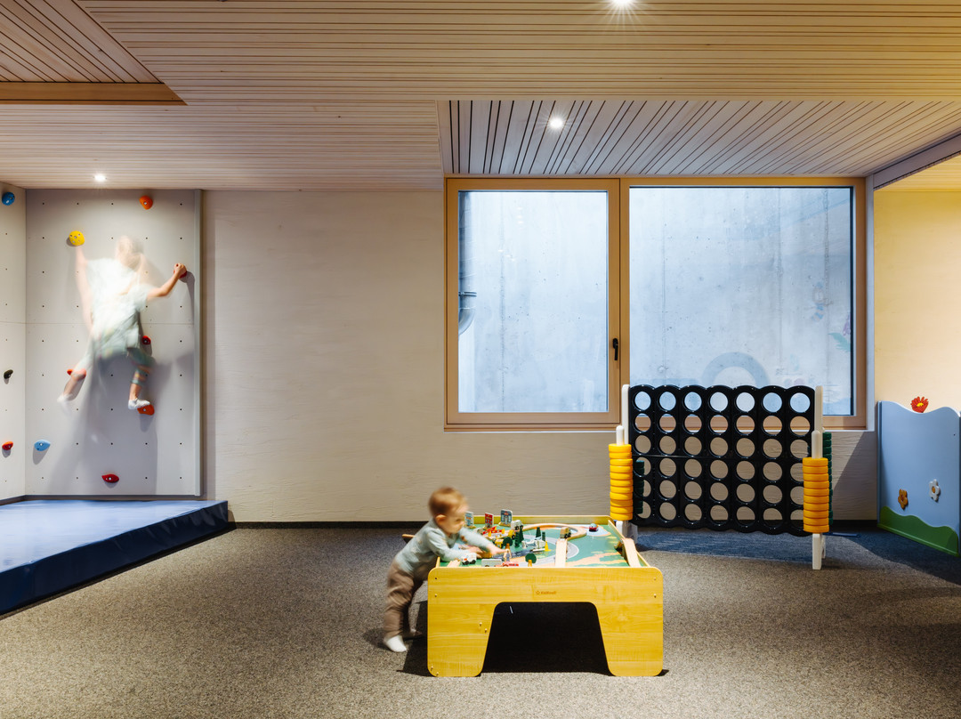 Torghele's Wald + Fluh主图