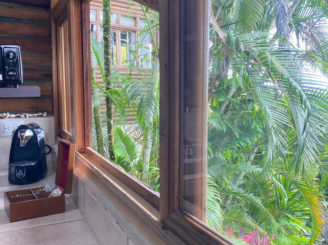 Horizon Hotel & Yoga Center主图