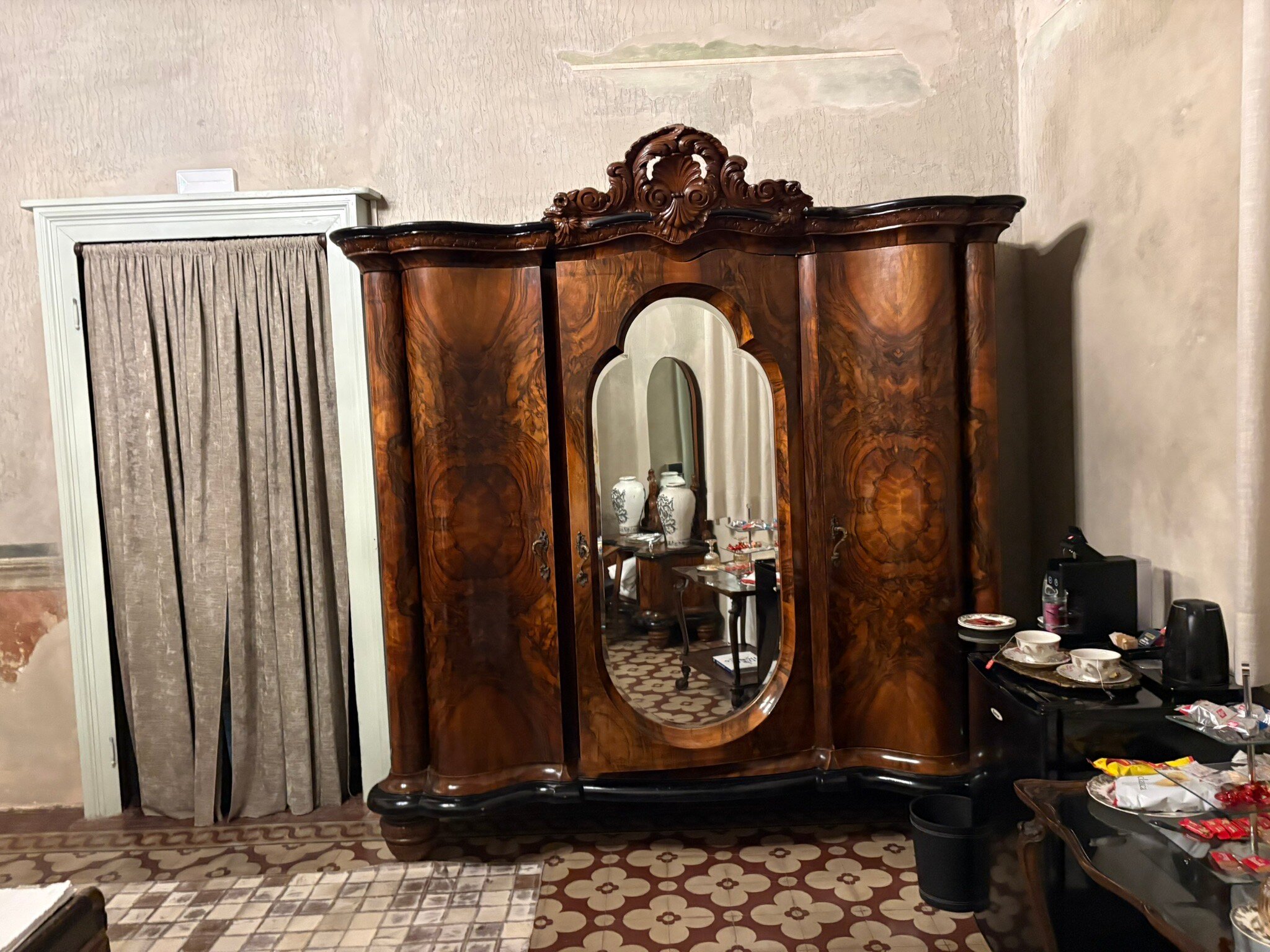 Foresteria Palazzo Guazzoni Zaccaria-官方