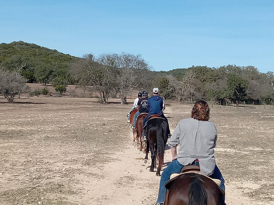 Rancho Cortez Day Trips-Bandera必去景点