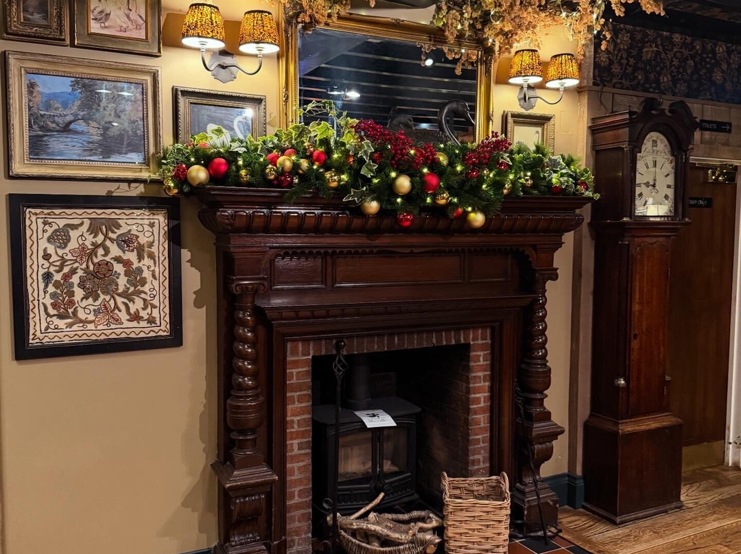 麦克唐纳德天鹅酒店主图