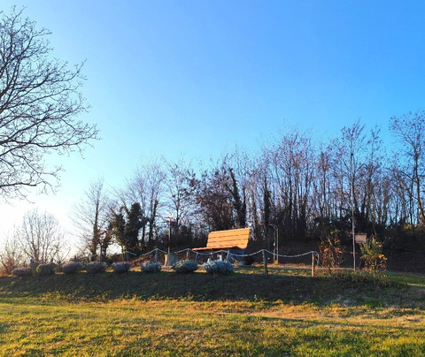 Panchina Gigante n. 151-Cerreto d'Asti必去景点