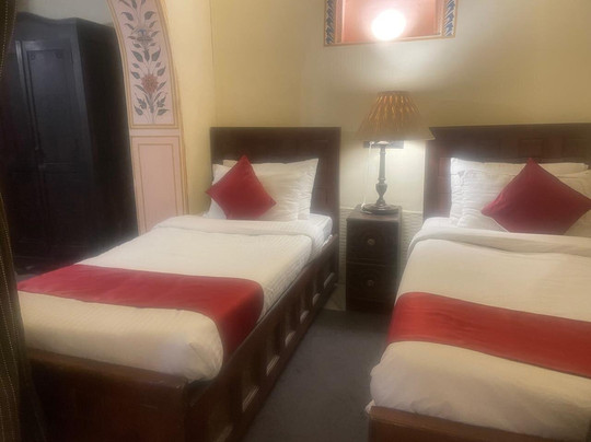 Hotel Shahi Palace主图