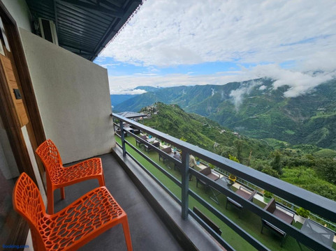 Dhuk Dhuwan Resort and Hotel