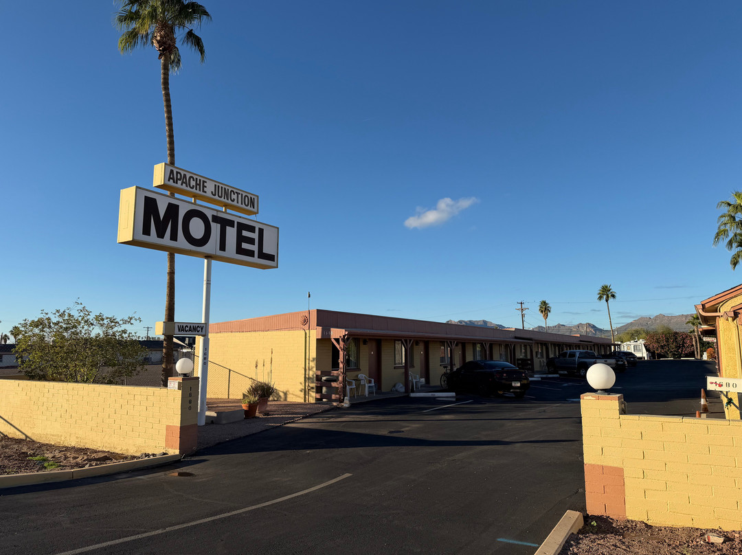 Apache Junction Motel主图