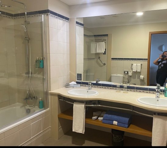 Hotel PortoBay Santa Maria-浴室