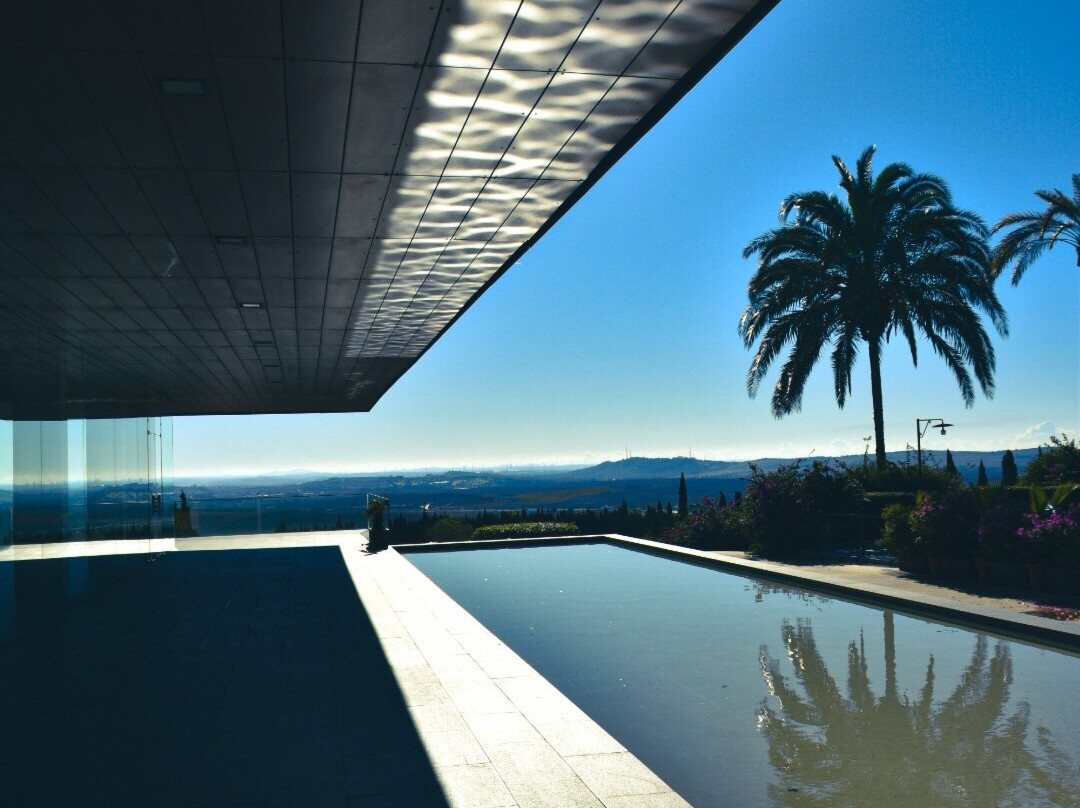 Bodegas Luis Pérez-赫雷斯德拉弗隆特拉必去景点