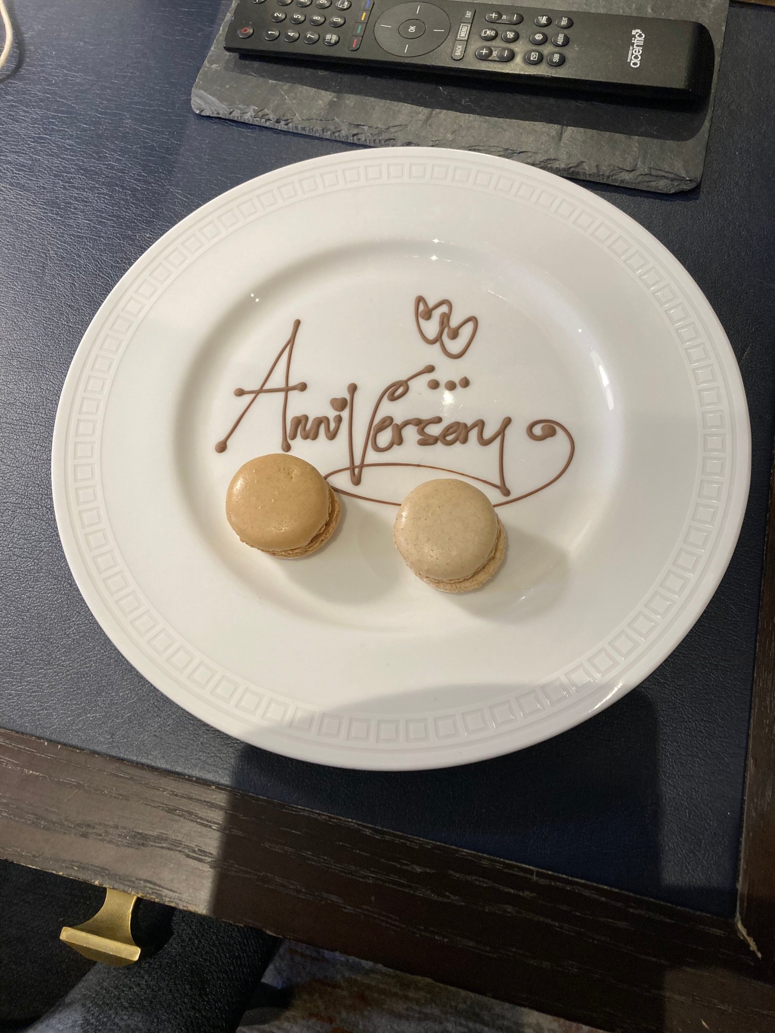 Buxton Crescent-官方