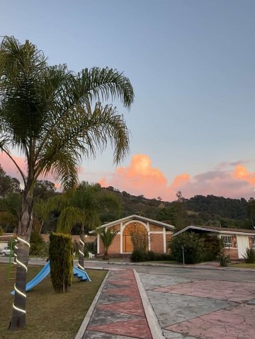 莫纳卡别墅酒店-客卧