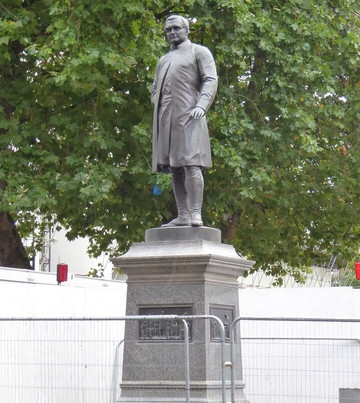 艾伯特广场-曼彻斯特必去景点