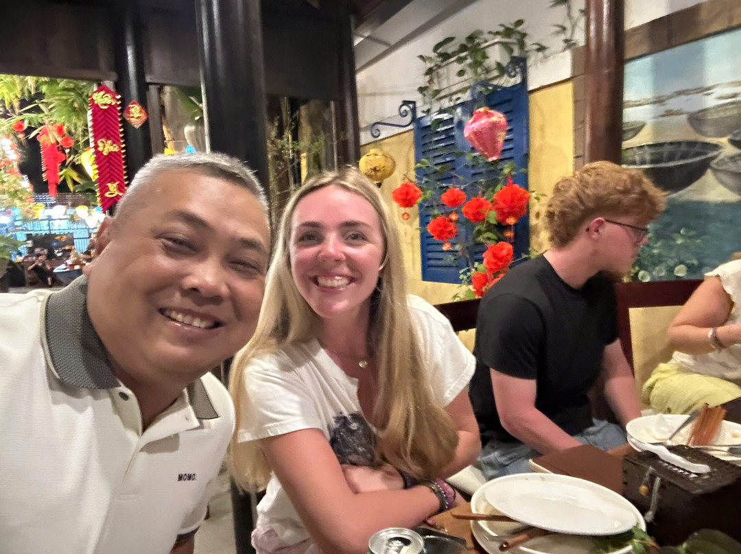 Hoi An Old Town Table - Cơm nhà Hội An