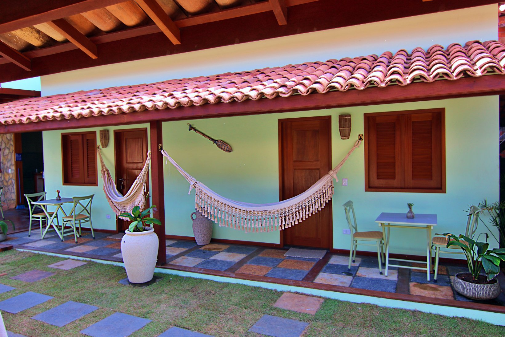 琥拉勒旅馆-客卧