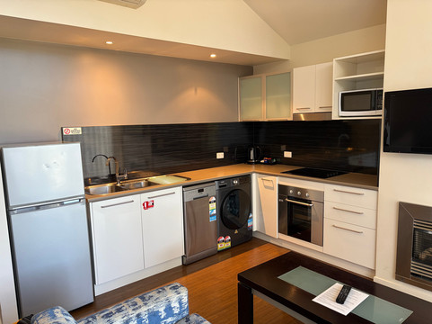 卢弗拉海滨酒店主图