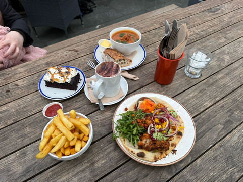 Chesters By The River