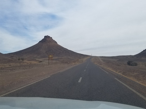 Desert Maroc Tours - Day Tours-扎古拉必去景点