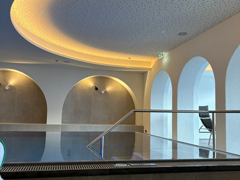 安格雷尔阿尔姆酒店主图