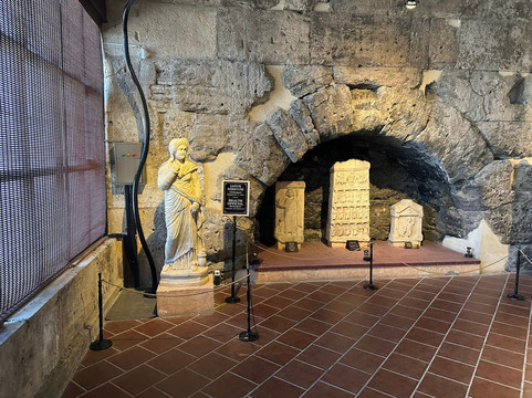 Hierapolis Arkeoloji Muzesi-代尼兹利必去景点