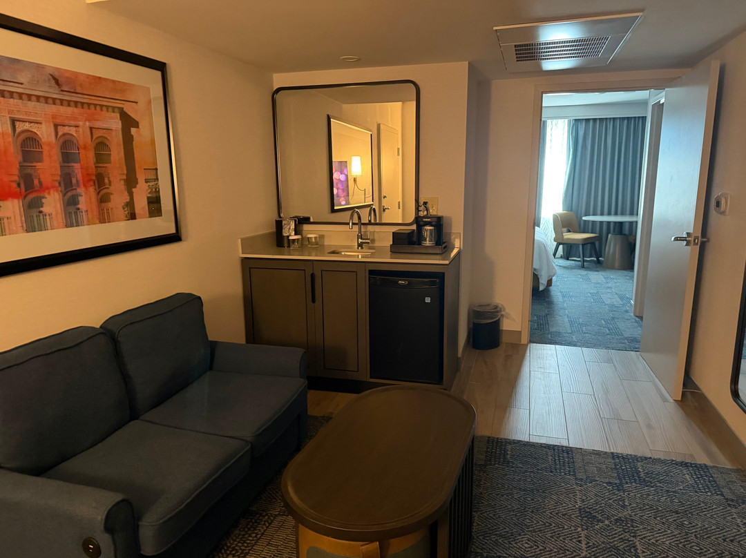 埃尔帕索希尔顿安泊套房酒店主图