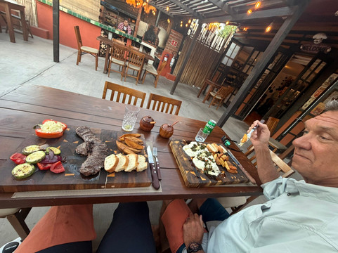 El Corcho Red & Blonde