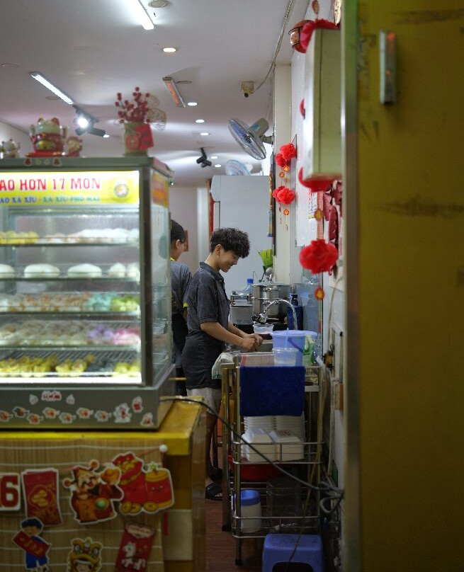 Vespa Rouge-胡志明市必去景点