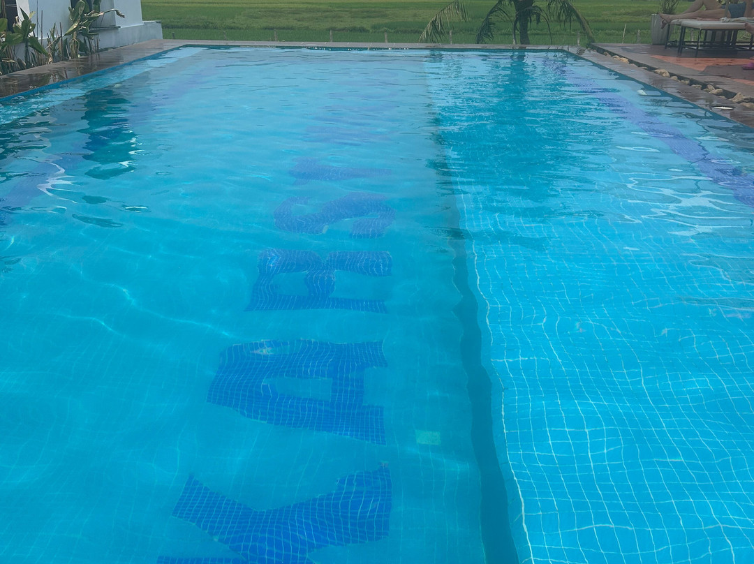 峰牙喀斯特别墅主图