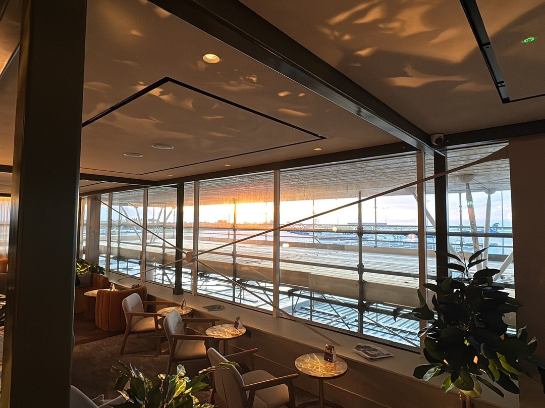No1 Lounge at Jersey Airport-泽西岛必去景点