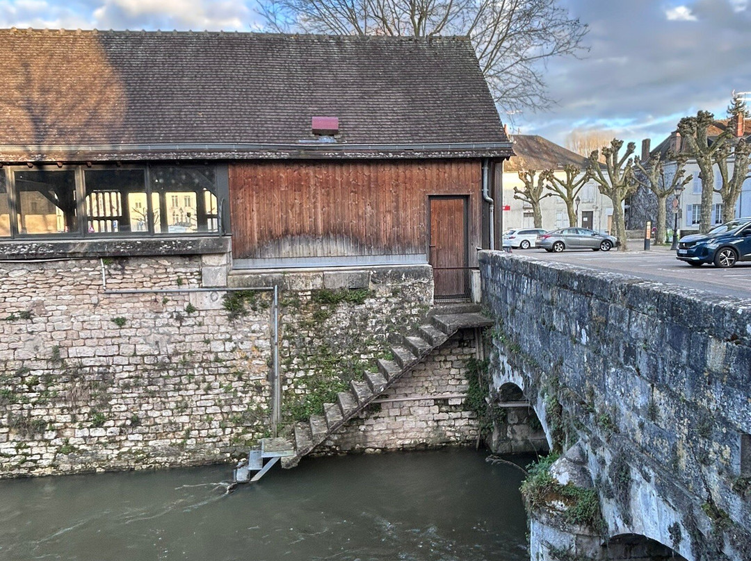 Le Circuit Des 17 Ponts De Montargis-Montargis必去景点