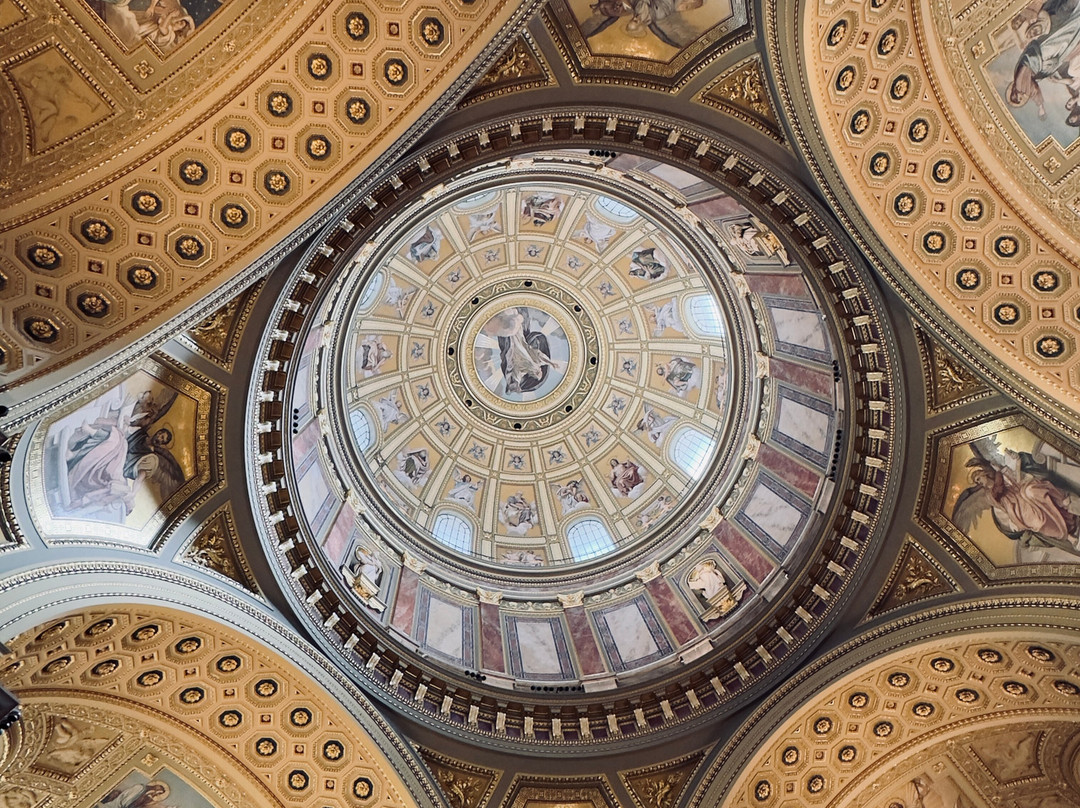 圣史蒂芬大教堂（Szent Istvan Bazilika）-布达佩斯必去景点