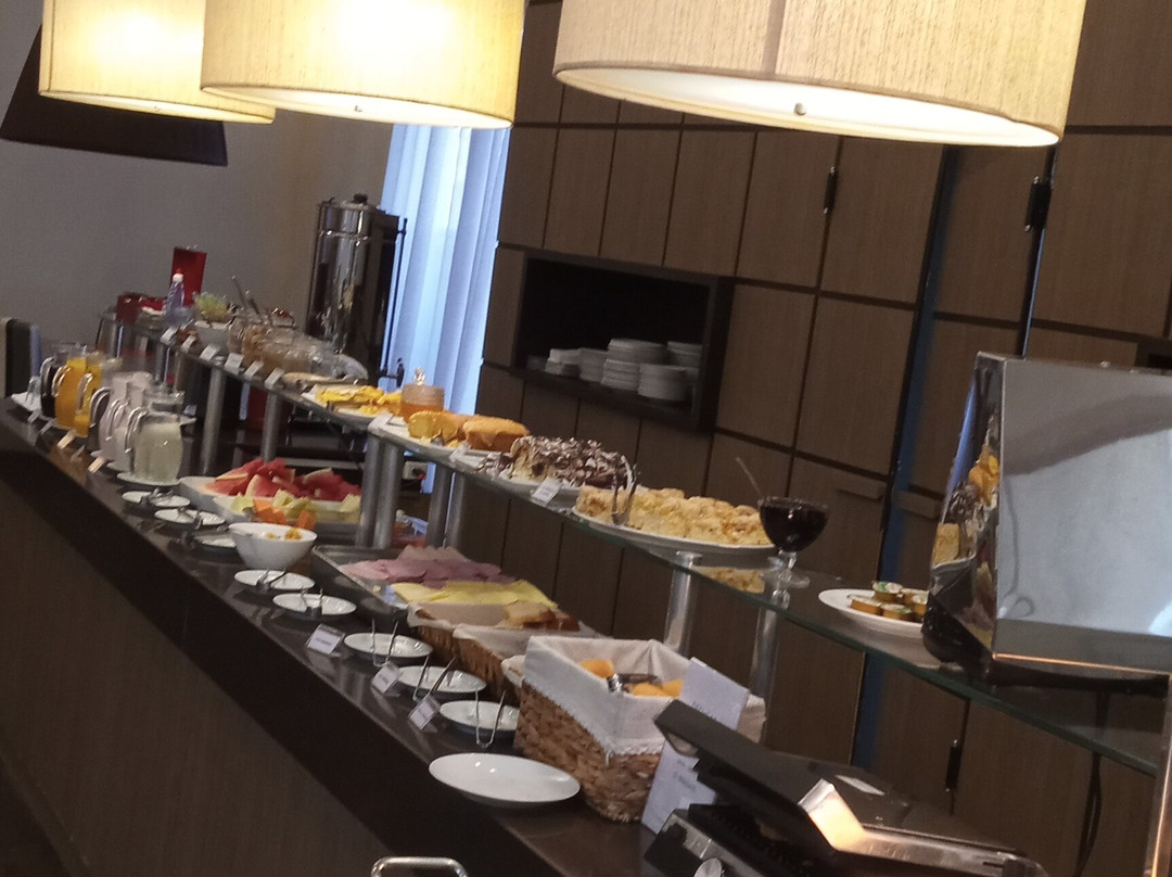 圣卡塔琳娜广场酒店主图