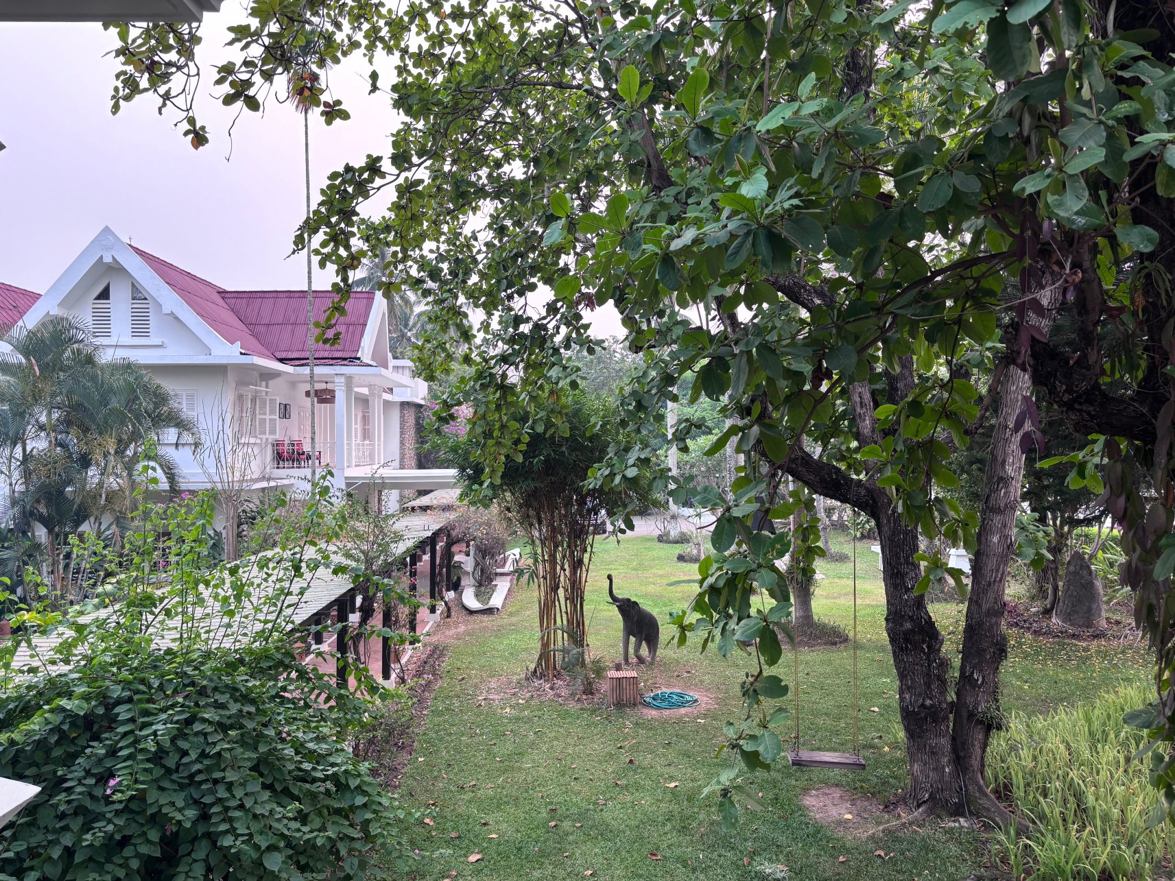 苏瓦纳普琅勃拉邦鸿居酒店-旅行者