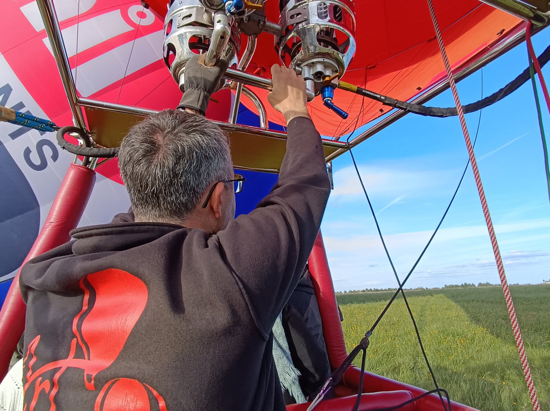 Art Montgolfieres-Saint-Georges-sur-Cher必去景点