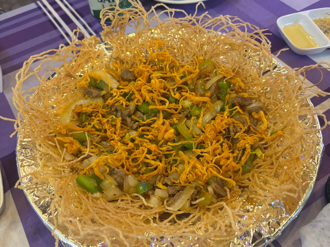 Vespa Rouge-胡志明市必去景点