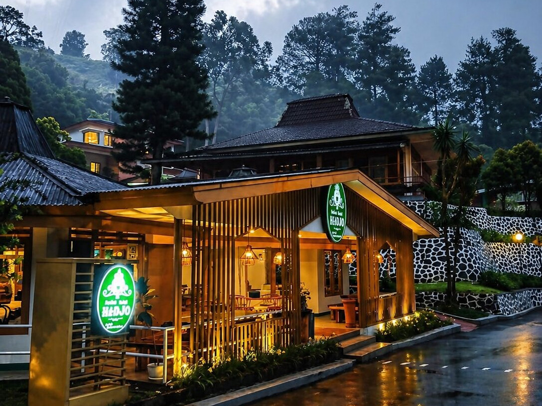 Lembah Hijau Resort Hotel主图