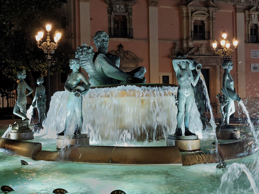 Fuente del Tribunal De Aguas/del Turia-巴伦西亚必去景点