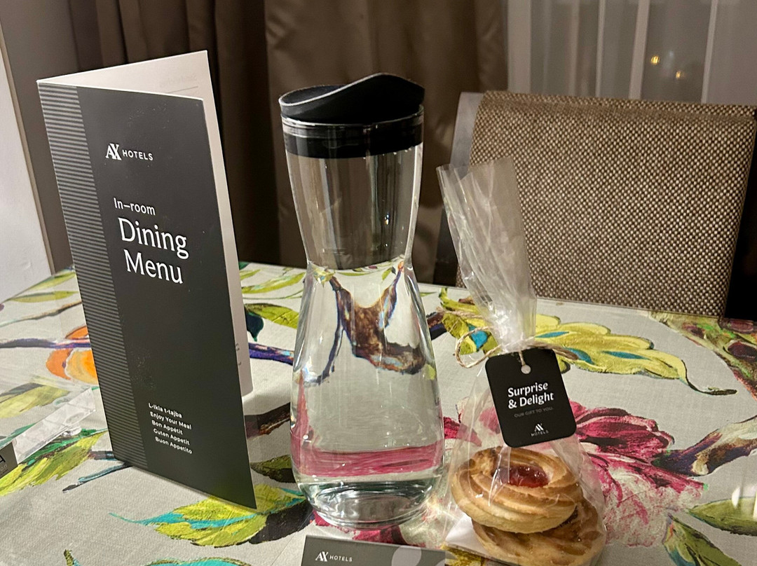 宫殿酒店主图