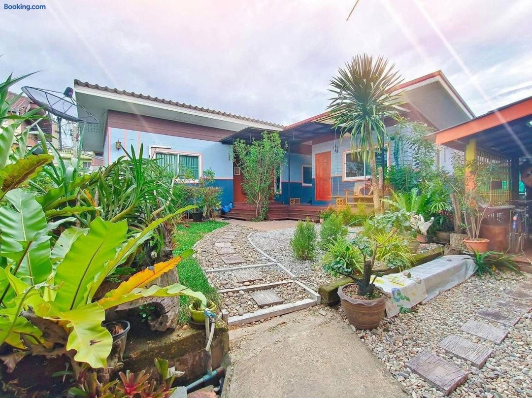We Home Guesthouse