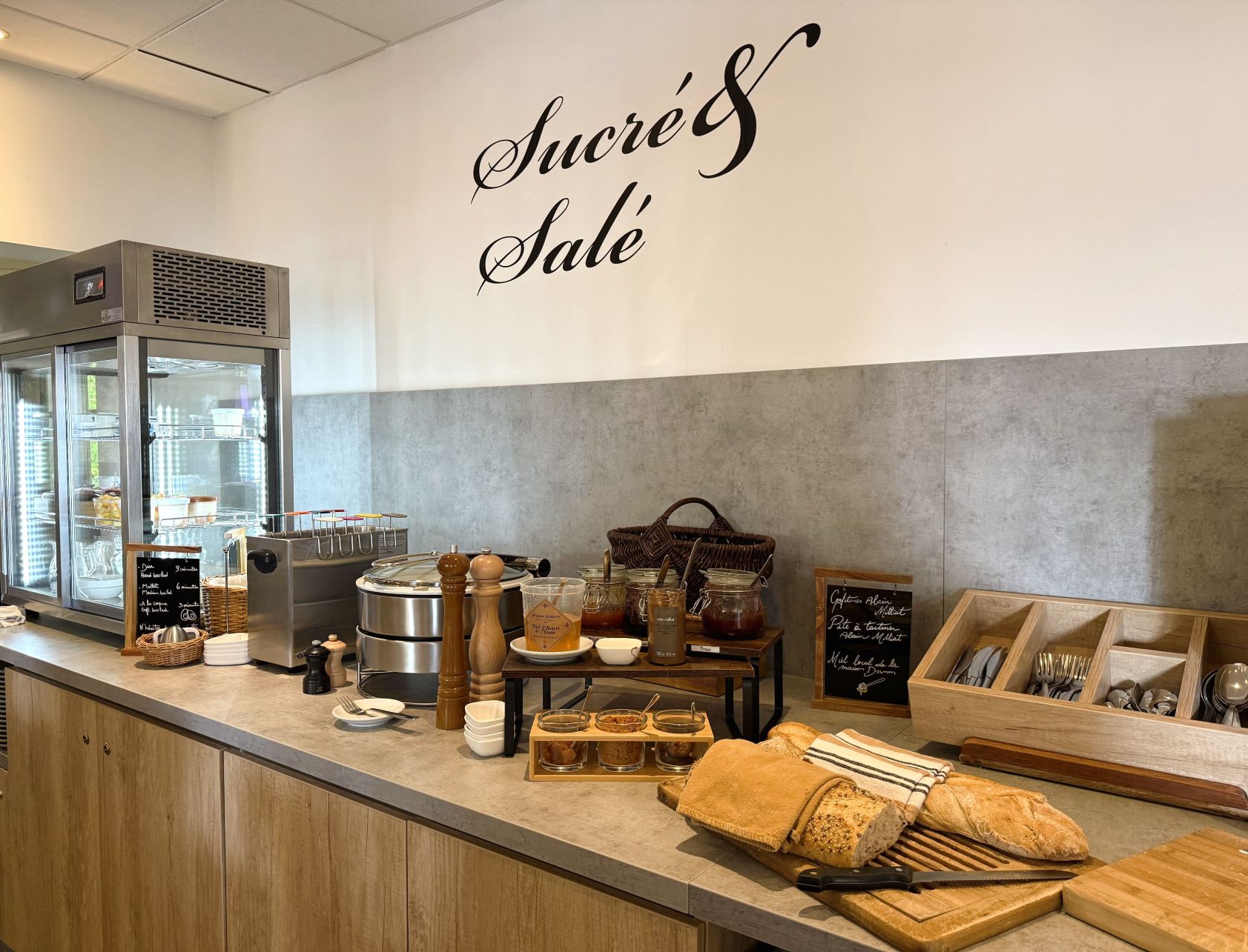 基里亚德森斯酒店-度假村/酒店
