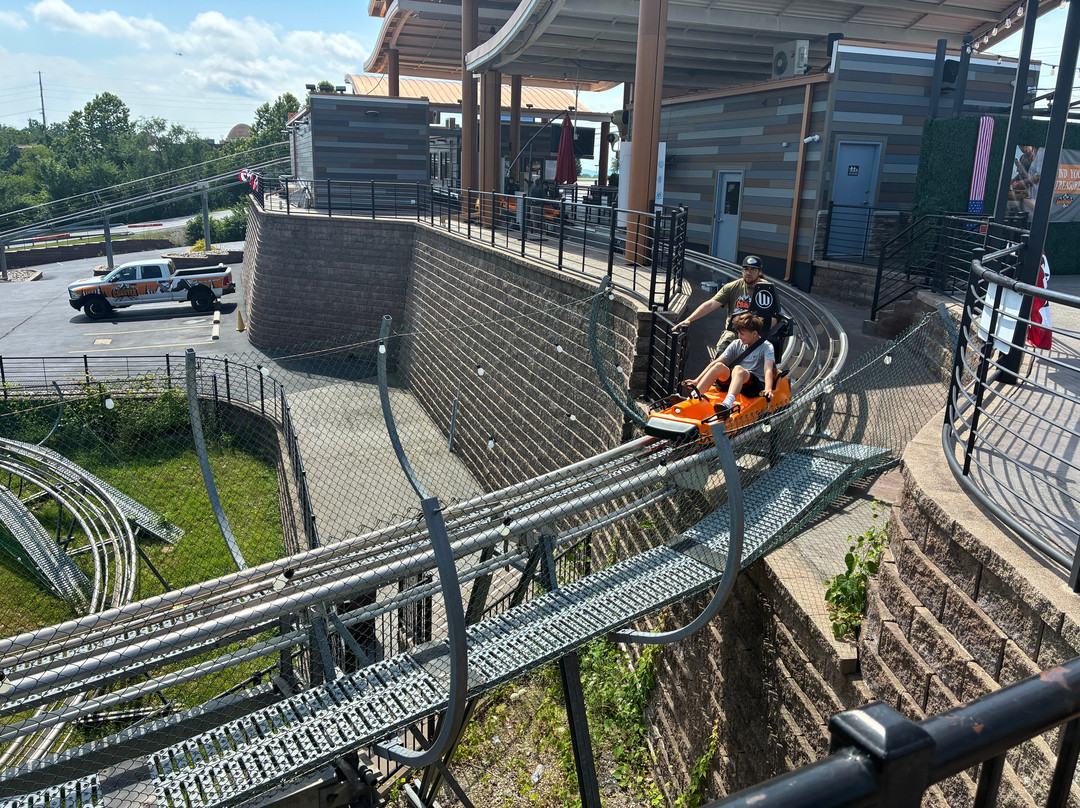 The Branson Coaster-布兰森必去景点