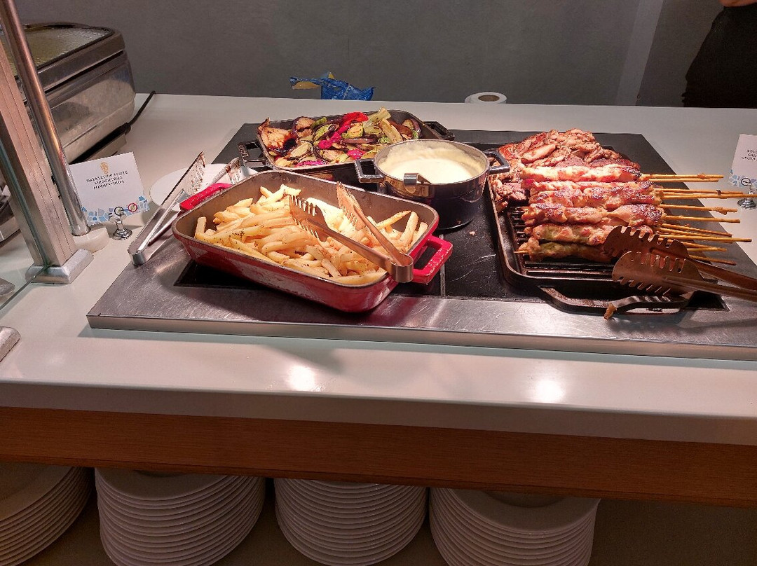 尼菲力酒店主图