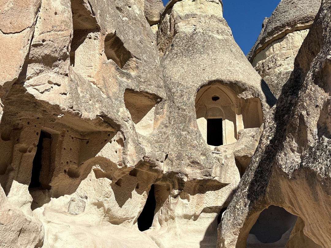 Fairy Chimneys-乌奇萨必去景点